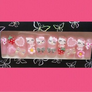 Hello Kitty Pink and Silver Nail Art Set